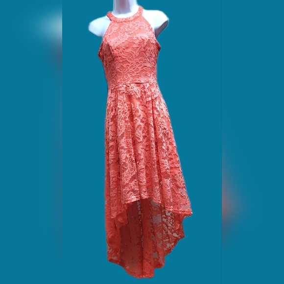 Lace Floral High-Low Dress - Picture 17 of 17